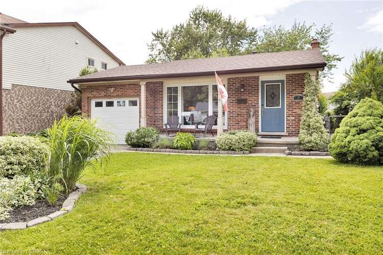 7 Lochern Road, London, ON, 