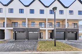 1595 Capri Crescent, Middlesex, ON , MLS #40607369 , Image - 1