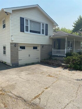 1231 Sunningdale Road E, Middlesex, ON , MLS #40610458 , Image - 1