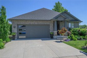 38 Elliott Trail, Middlesex, ON , MLS #40612672 , Image - 1
