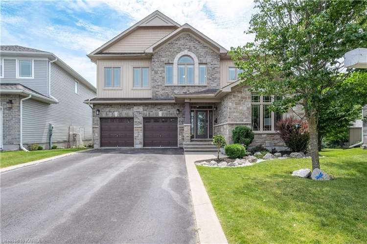 1561 Providence Crescent, Kingston, ON, 