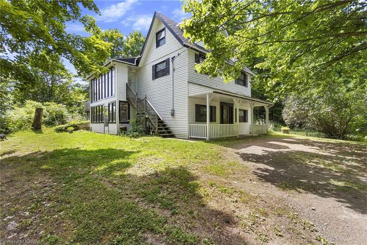 1349 Ridge Road, South Frontenac, ON, 