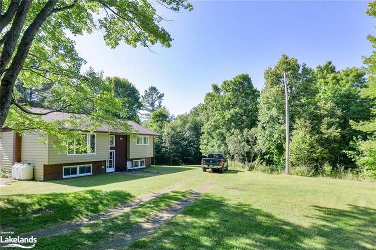 1162 Waters Road, Bracebridge, ON, 