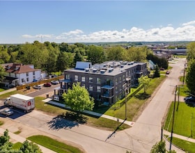 1723 8th Avenue E, Grey County, ON , MLS #40634050 , Image - 1