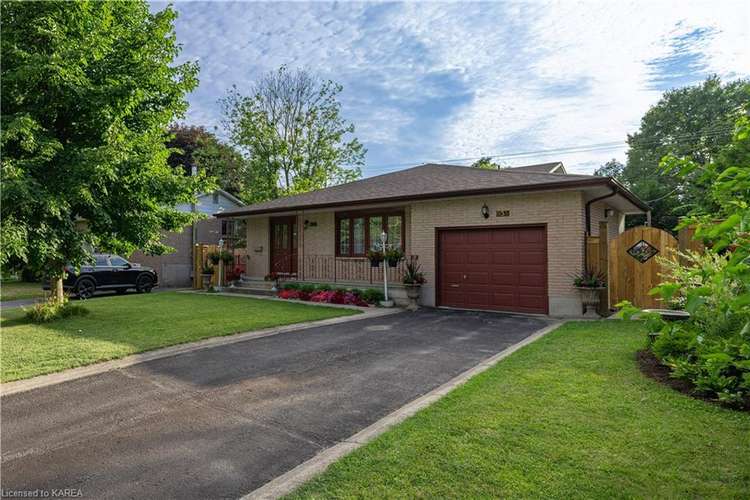 935 Pembridge Crescent, Kingston, ON, 