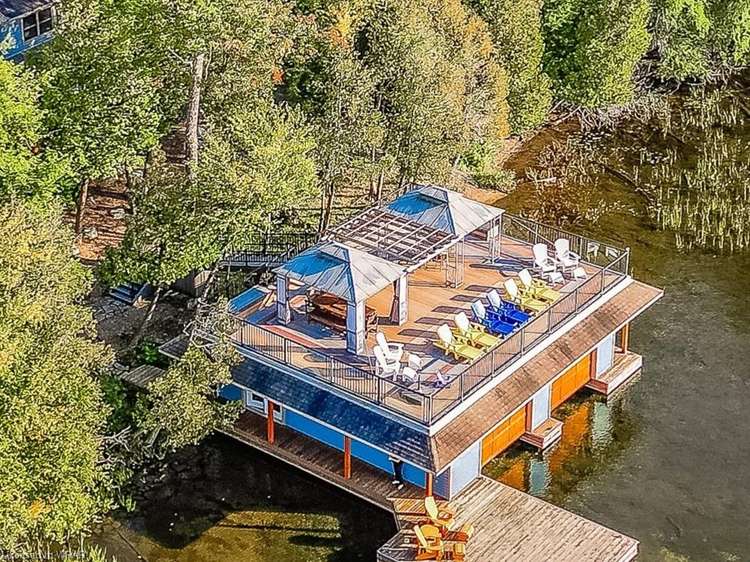 1347 Rosseau Road, Muskoka Lakes, ON, 