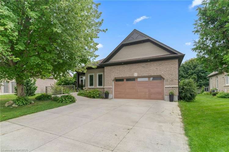 422 Parkwood Drive, Saugeen Shores, ON, 