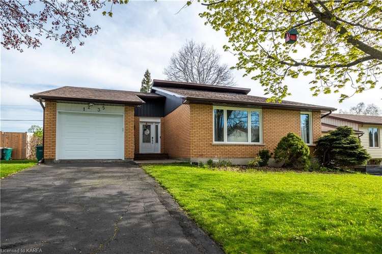 1235 Carmil Boulevard, Kingston, ON, 