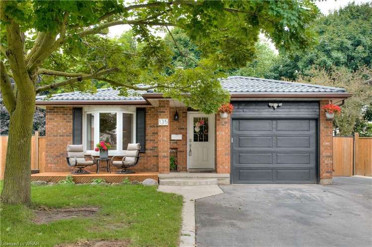 135 Foxridge Drive, Cambridge, ON, 