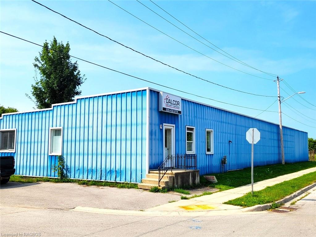 409 Saddler Street W, West Grey, ON, Durham