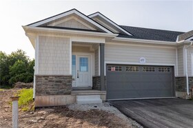 177 Hawthorn Crescent, Grey County, ON , MLS #40632270 , Image - 1