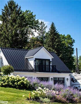 51 Louisa Street W, Grey County, ON , MLS #40637028 , Image - 1