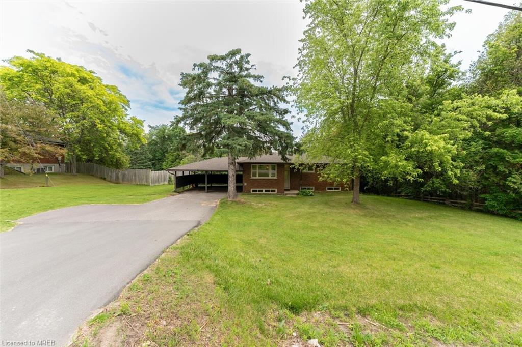 3220 Lakefield Road, Smith-Ennismore-Lakefield, ON, Rural Smith-Ennismore-Lakefield