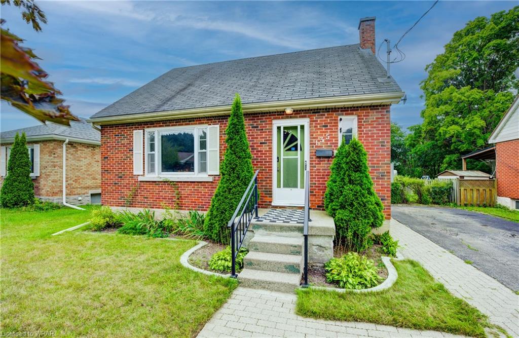 135 Stewart Avenue, Cambridge, ON, 