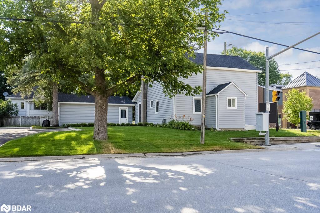 2 East John Street Street, Innisfil, ON, Cookstown