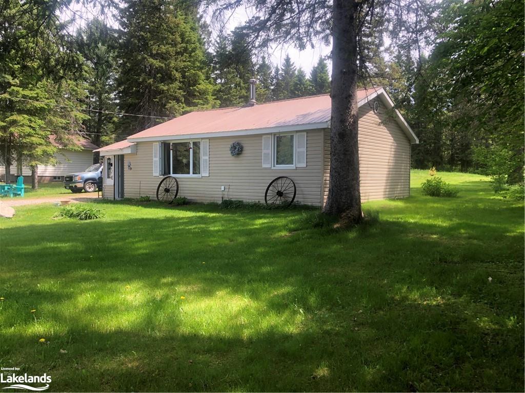 25 Doe Lake Road, Armour, ON, 