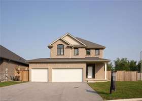 334 Viger Drive, Niagara, ON