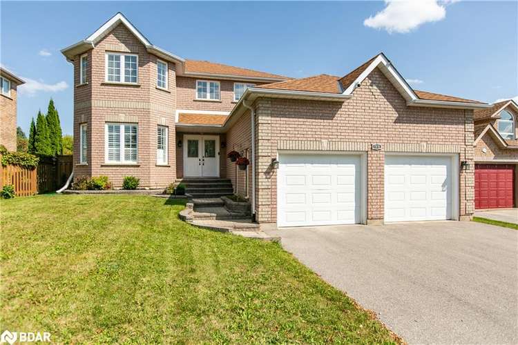 33 Logan Court, Barrie, ON, Holly