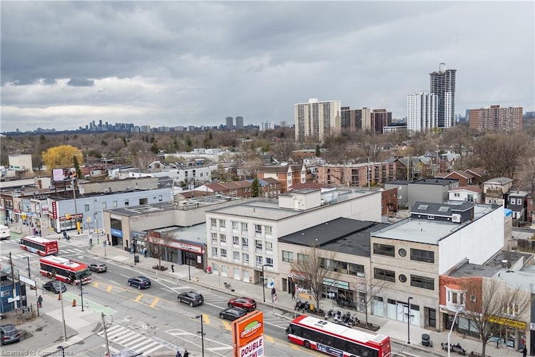 2810 Danforth Avenue, E02, ON, East End-Danforth