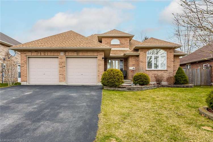 8 Primrose Drive, Tillsonburg, ON, 