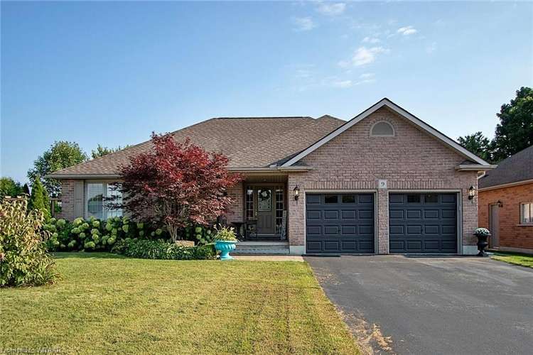 9 Greeneagle Drive, Tillsonburg, ON, 