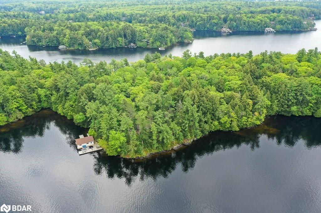 1 Island Shaw, Muskoka Lakes, ON, 