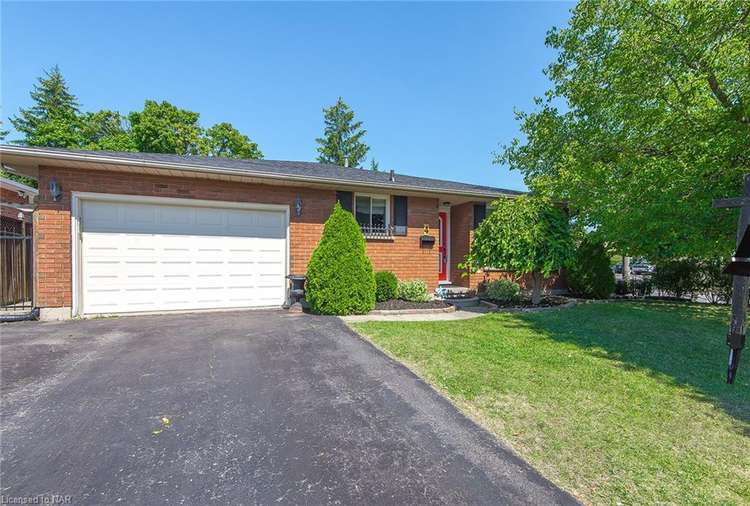 4 College Park Drive, Welland, ON, 