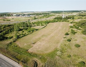 1061 Thorold Stone Road, Niagara, ON , MLS #40661281 , Image - 1