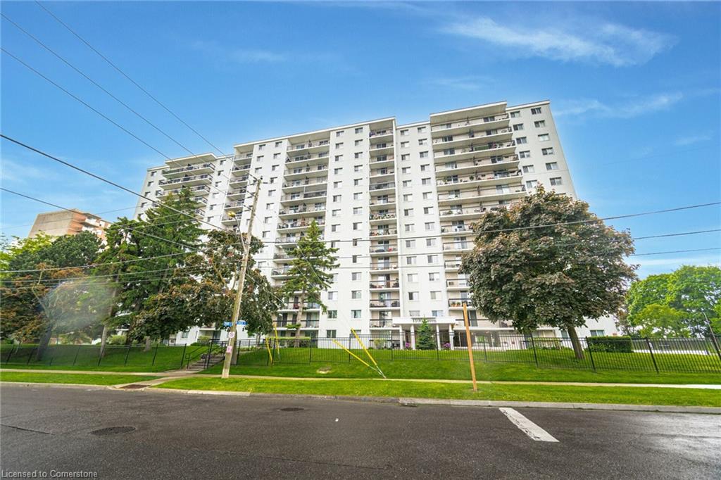 1100 Caven Street, Mississauga, ON, Lakeview
