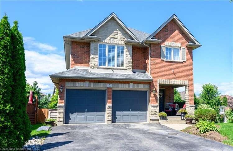 7 Pembroke Circle, Grimsby, ON, 