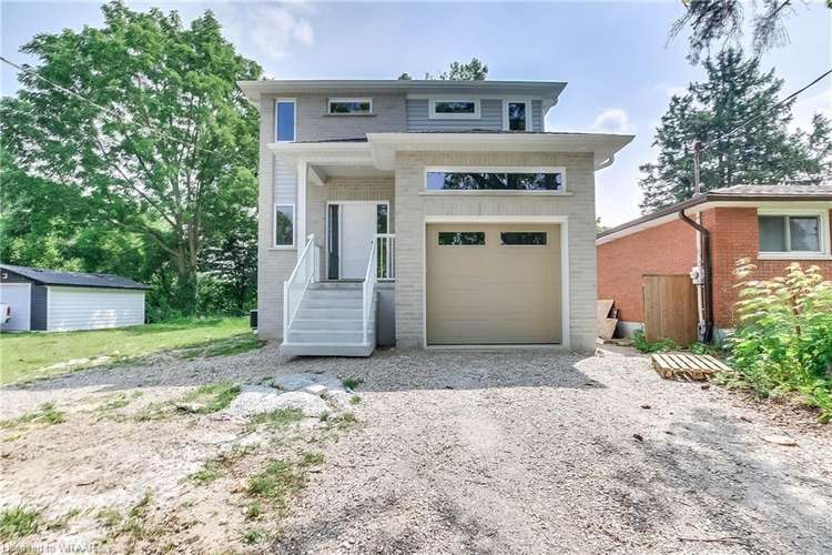 240 Fifth Avenue, Woodstock, ON, 