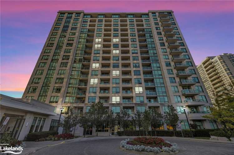 100 Promenade Circle, Vaughan, ON, Brownridge