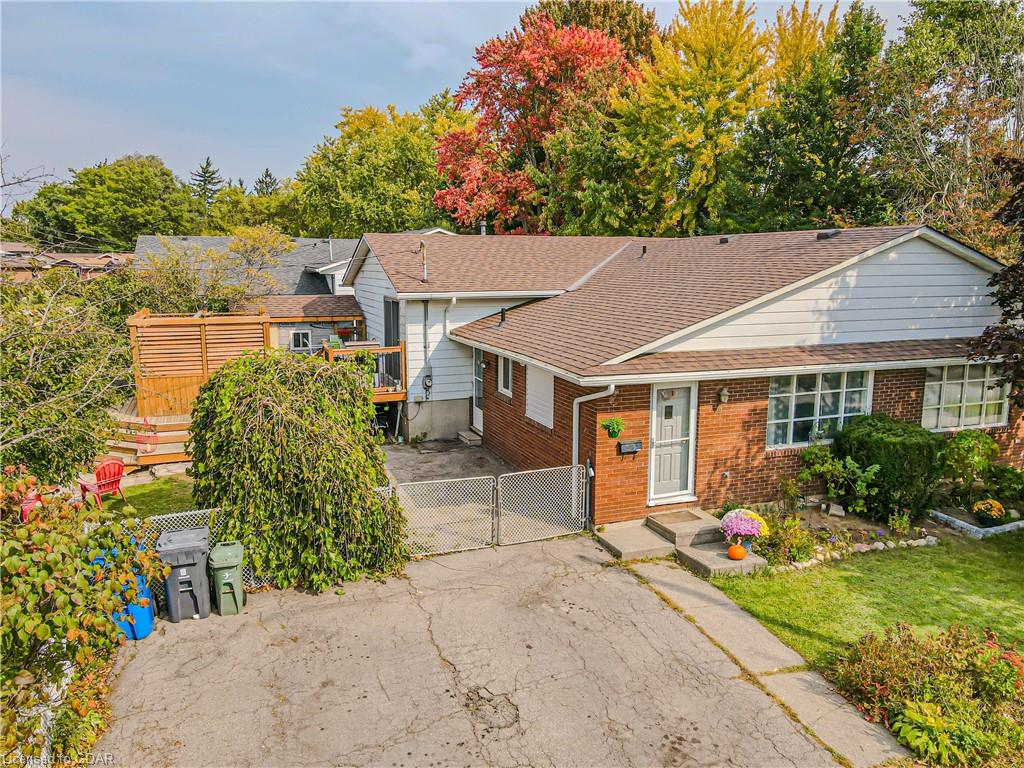 39 Inverness Drive, Guelph, ON, Waverley