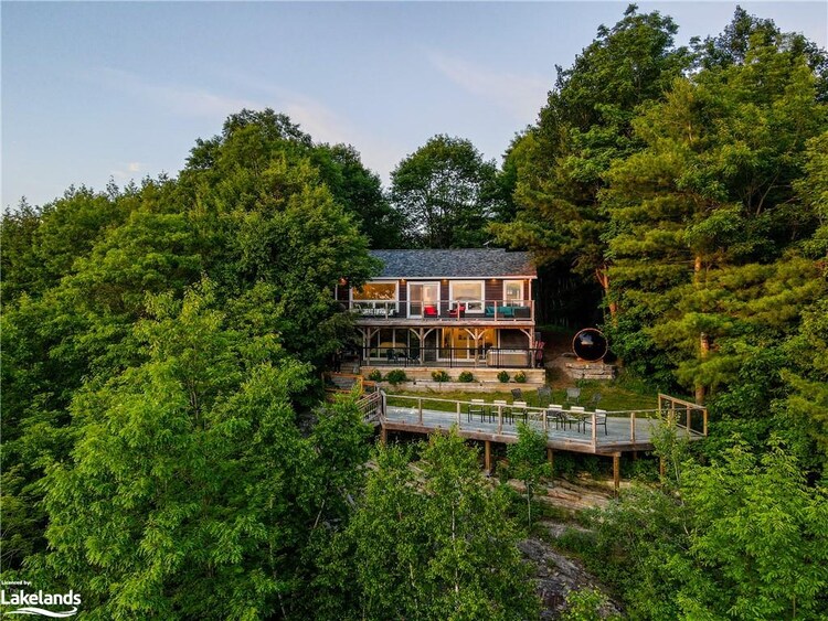 1047 Whyman Road, Algonquin Highlands, ON, 