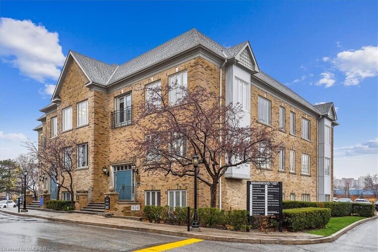 406 North Service #5-7 Road E, Oakville, ON, Iroquois Ridge South