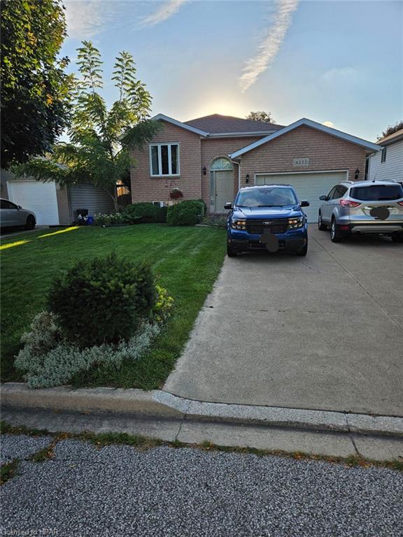 4233 Northwood Lakes Drive, Windsor, ON, 