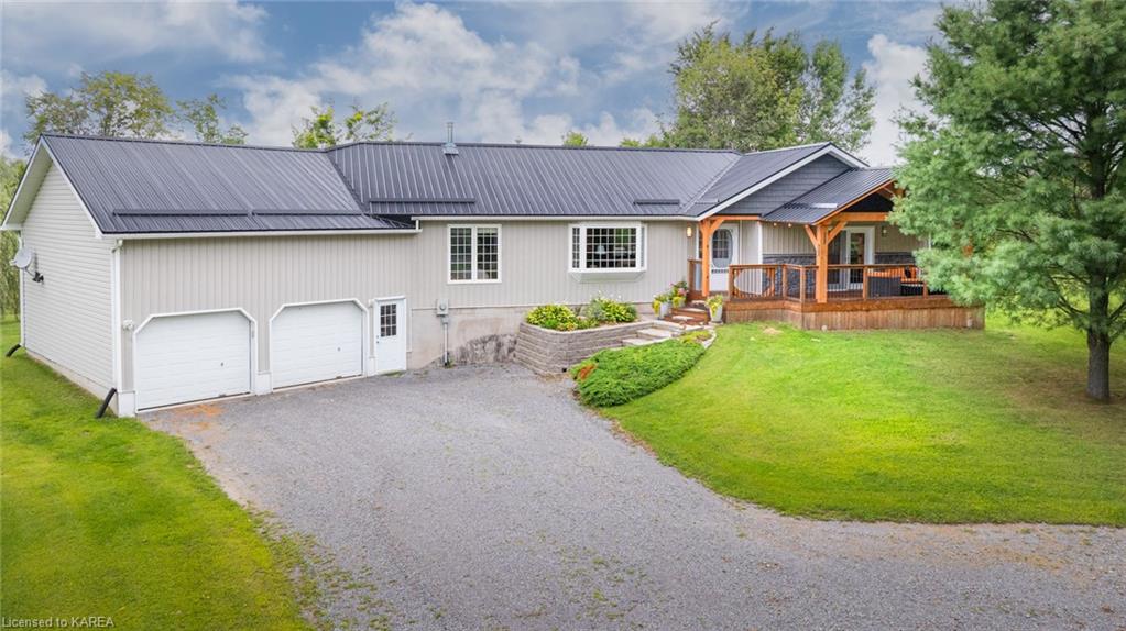 407 Dean Smith Road, South Frontenac, ON, 