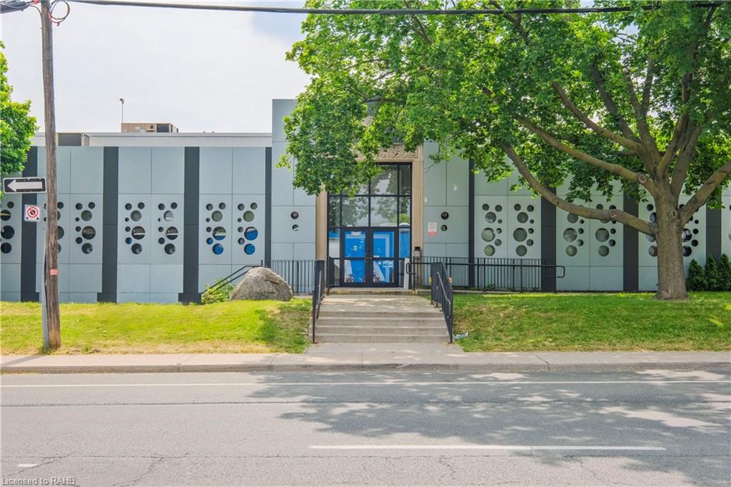 414 Victoria Avenue N, Hamilton, ON, Industrial Sector