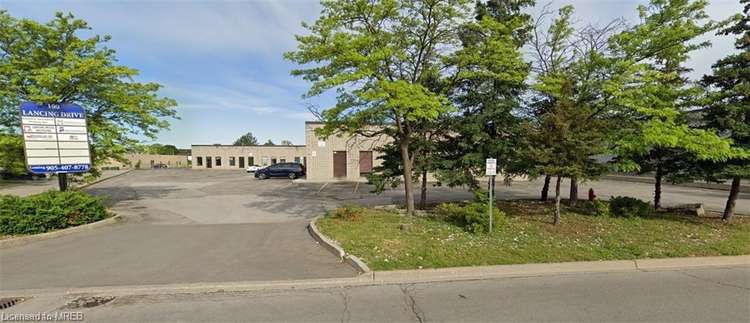 100 Lancing Drive, Hamilton, ON, Rymal