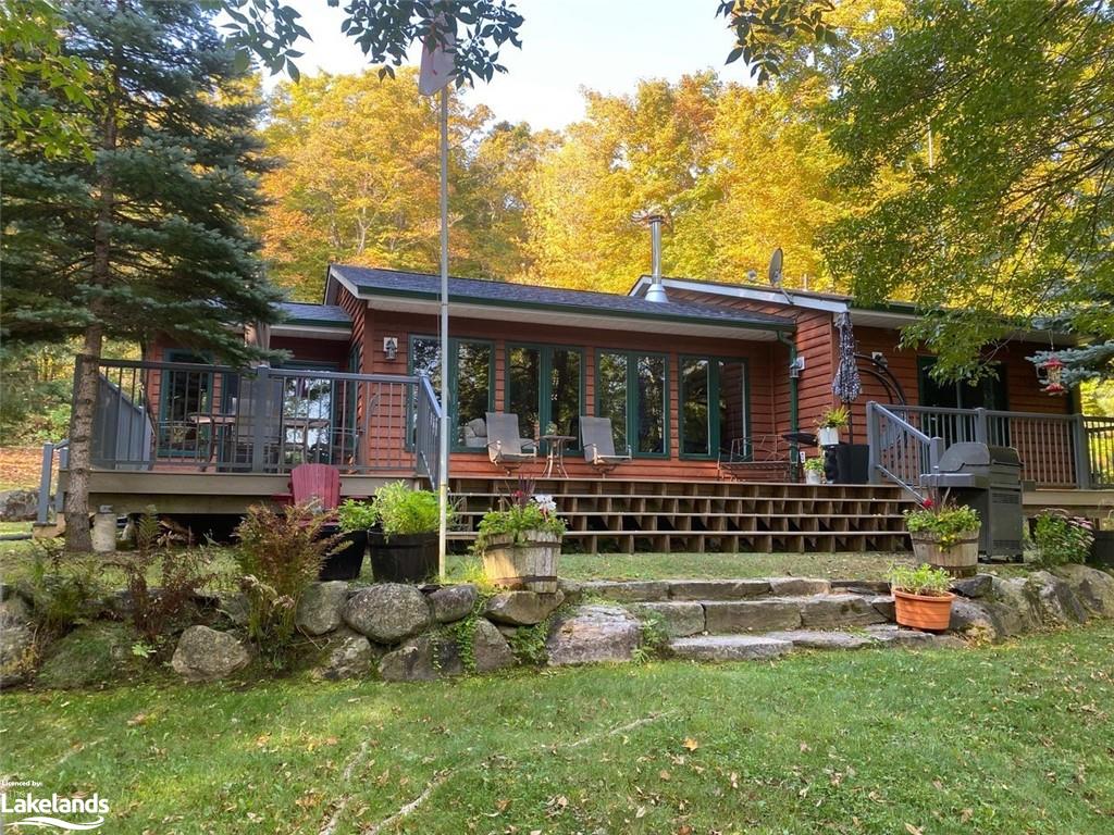 1052 Nutcracker Trail, Highlands East, ON, 