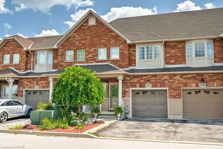 5232 Stonehaven Drive, Burlington, ON, Orchard