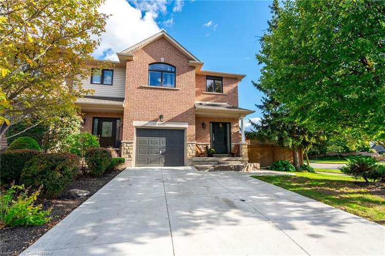 4000 Alexan Crescent, Burlington, ON, Rose