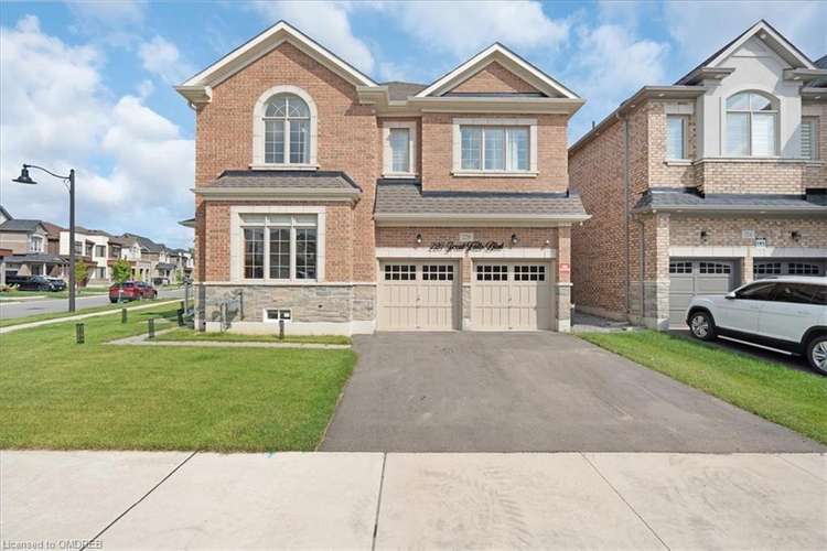 220 Great Falls Boulevard, Hamilton, ON, Waterdown