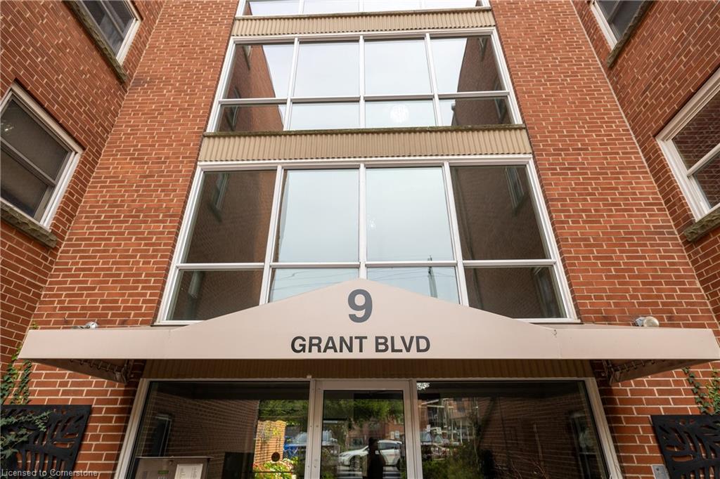 9 Grant Boulevard, Hamilton, ON, Dundas