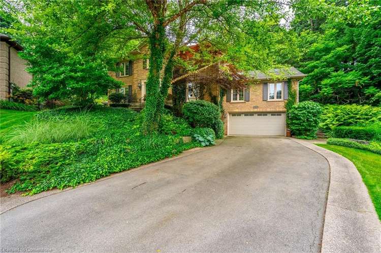 138 Uphill Court, Hamilton, ON, Ancaster