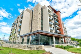 30 Hamilton Street S, Hamilton, ON , MLS #40722784 , Image - 1