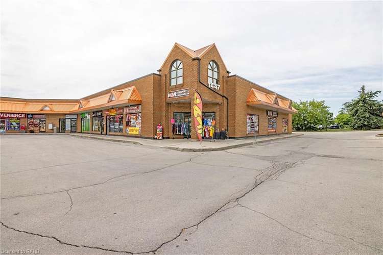 1447 Upper Ottawa Street, Hamilton, ON, Rymal