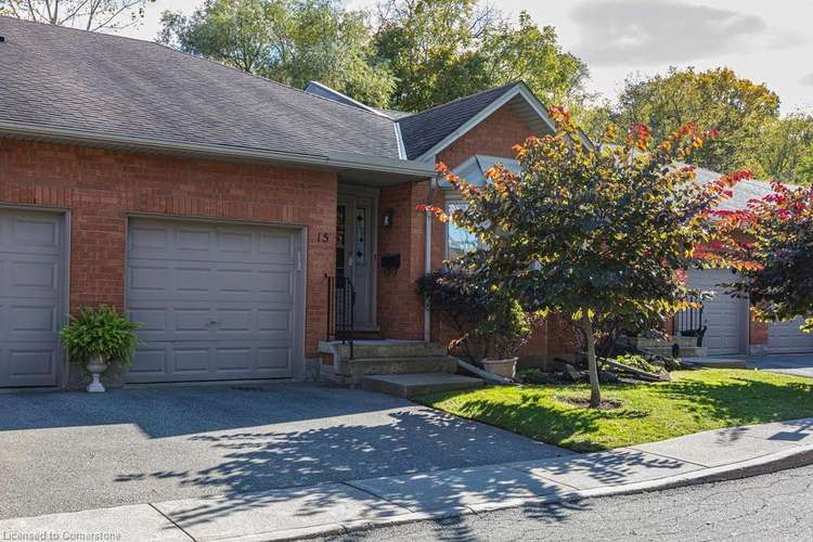 60 Dundas Street, Hamilton, ON, Dundas