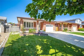 60 Indian Crescent, Hamilton, ON