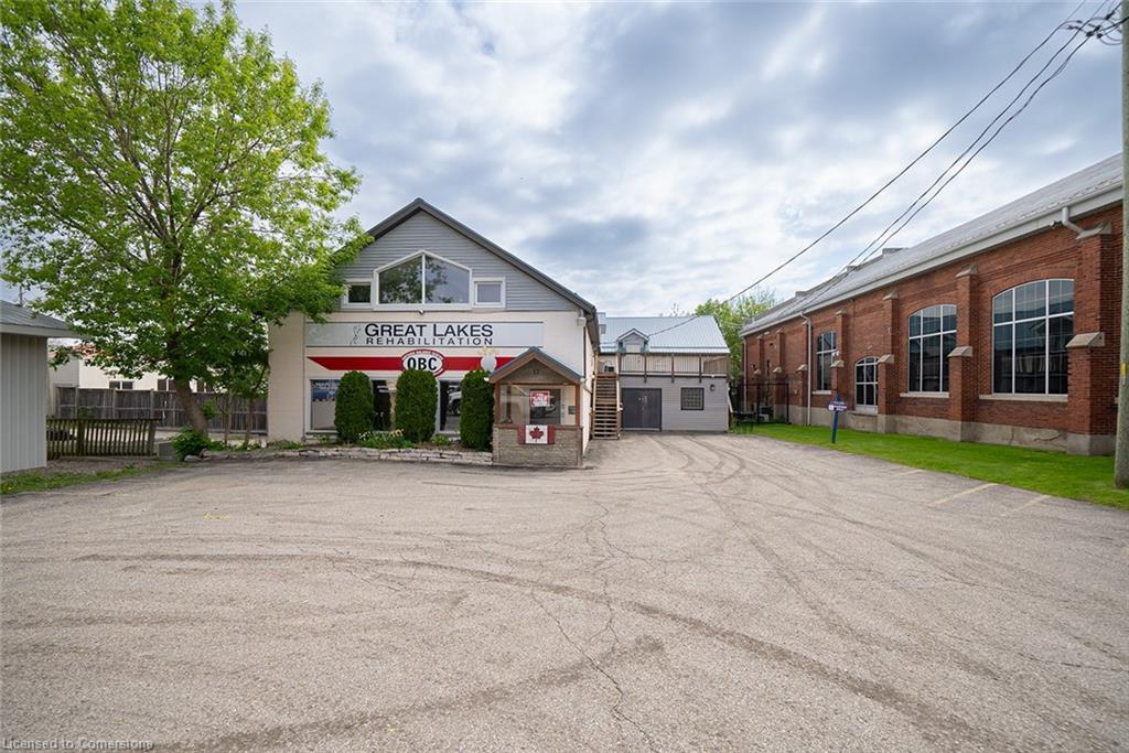 17 Talbot Street N, Norfolk County, ON, Simcoe